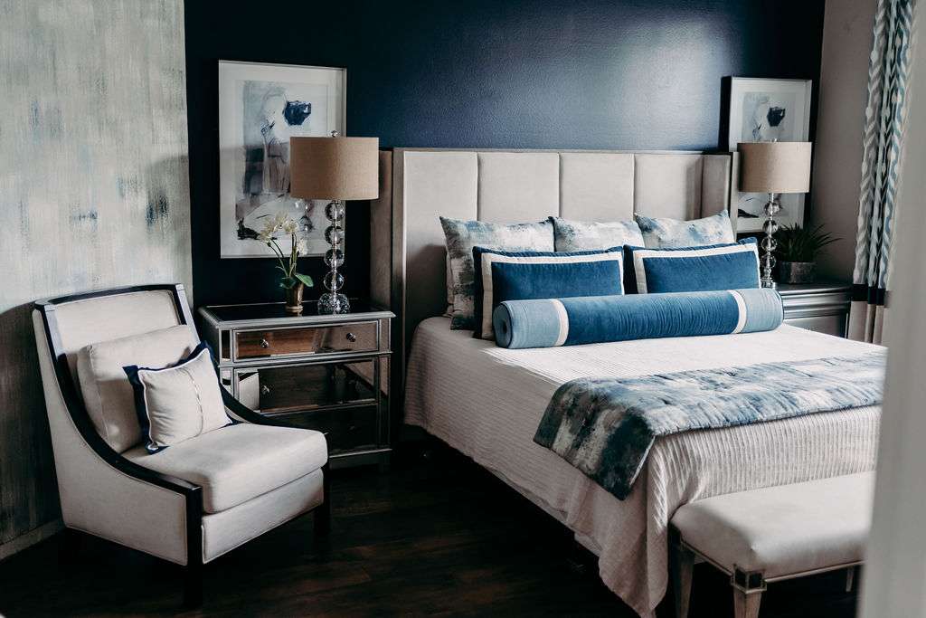 Master Bedroom designed by Design on a Dime Interiors in Montgomery County, Texas