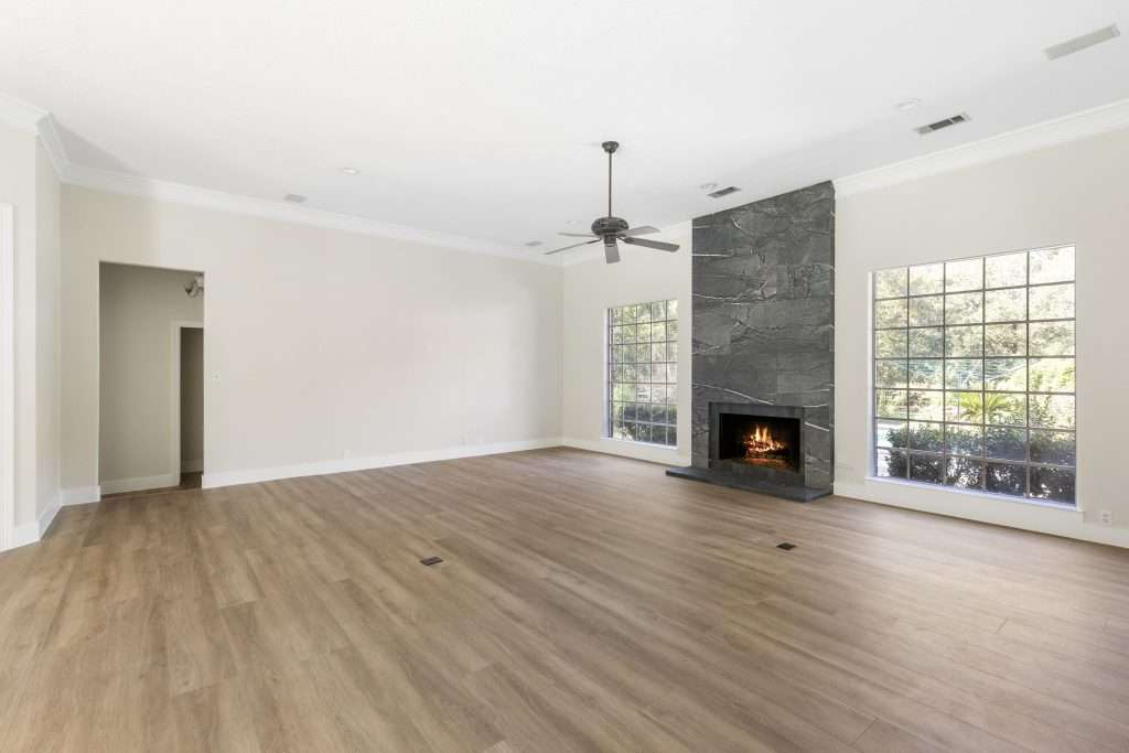 Vinyl flooring for your living room floor
