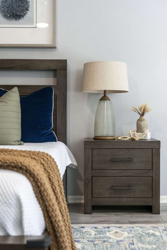 bedroom lighting