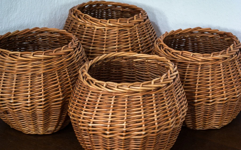  Woven baskets for bathrooms