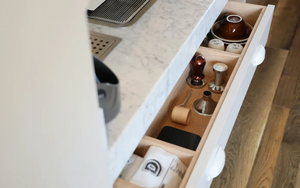 A white-wooden minimalist shelf