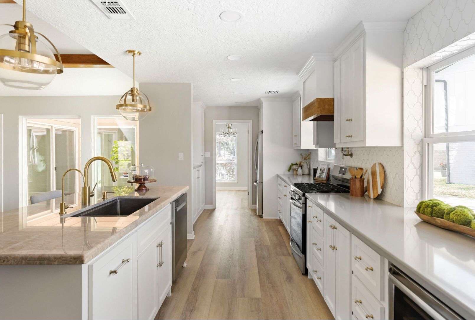 custom cabinets in a kitchen - custom cabinets Tomball