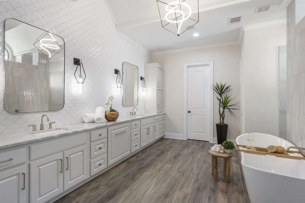 Luxurious Bathroom 