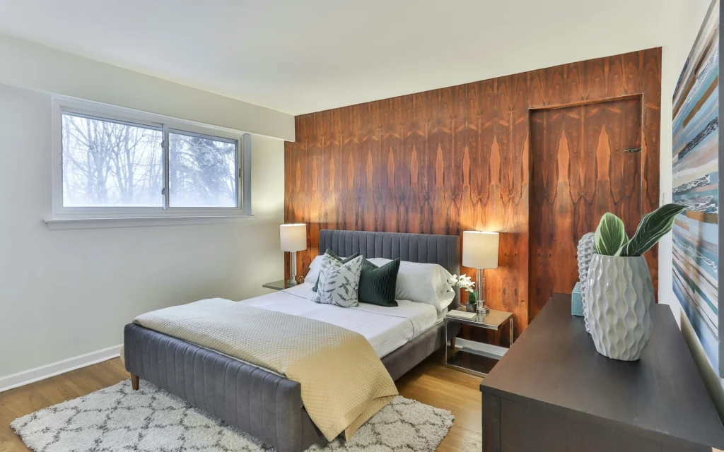 Warm colors can make a difference in your bedroom