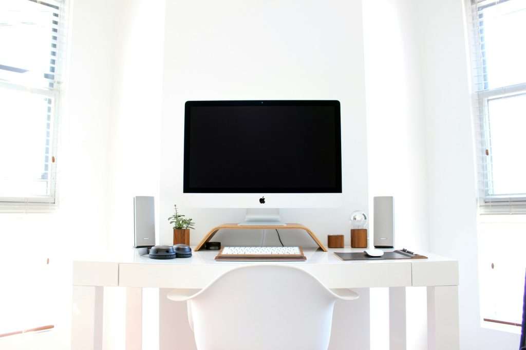 Small apartment organization design
