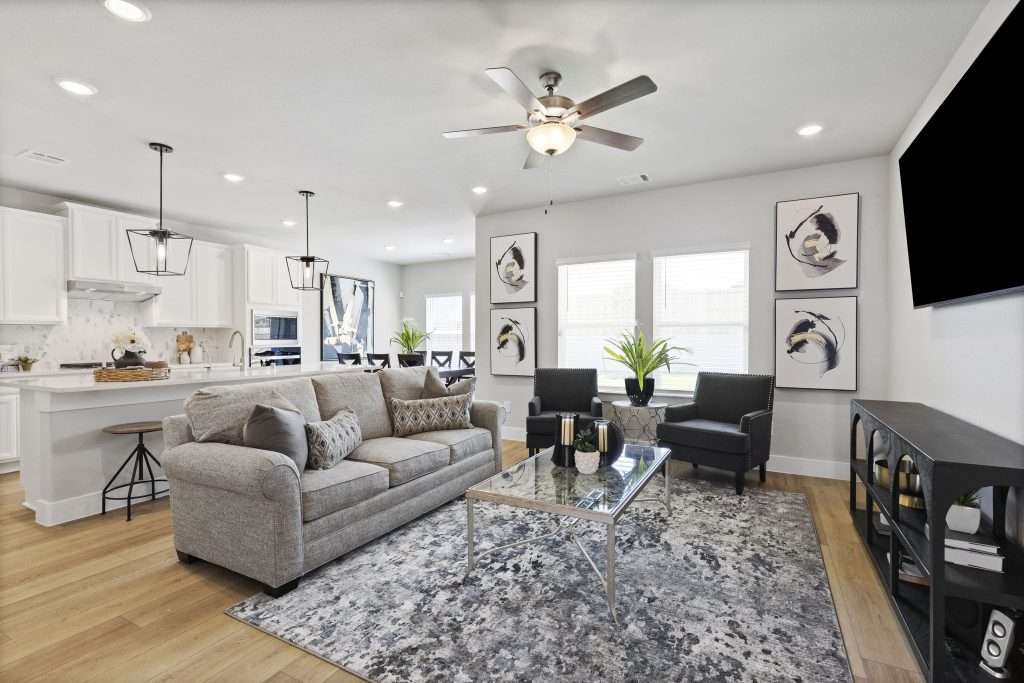 Make your living room ceiling look higher with vertical stripes