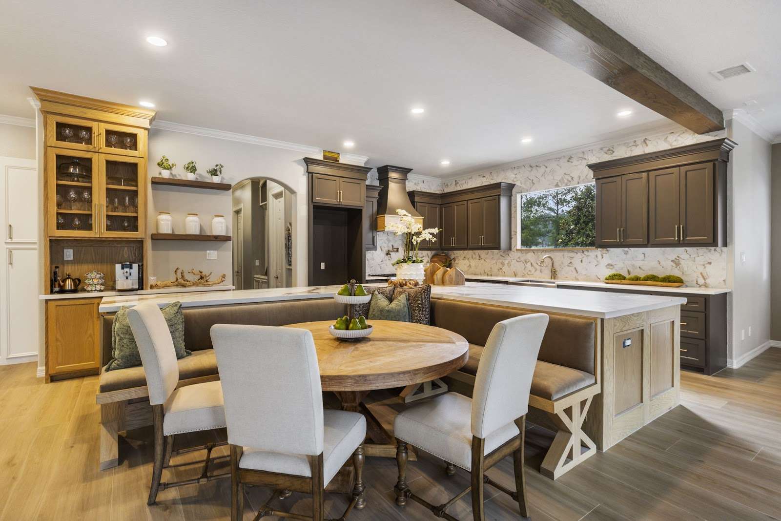 Hacienda-Inspired Dining room