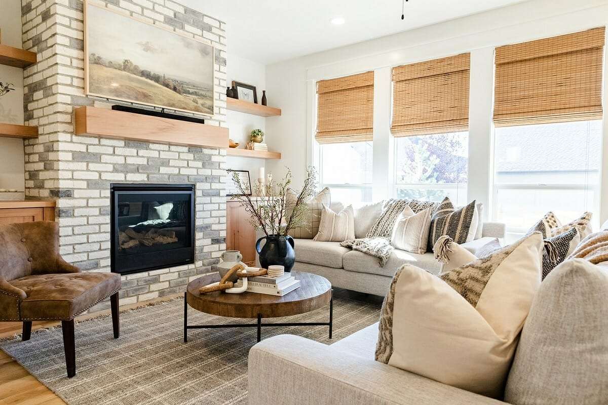 Balancing With Warm Neutrals