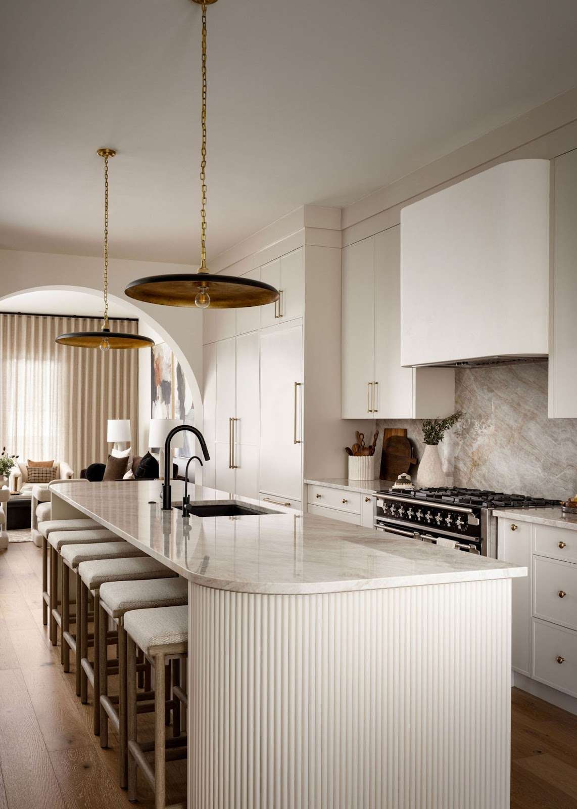 curved kitchen island