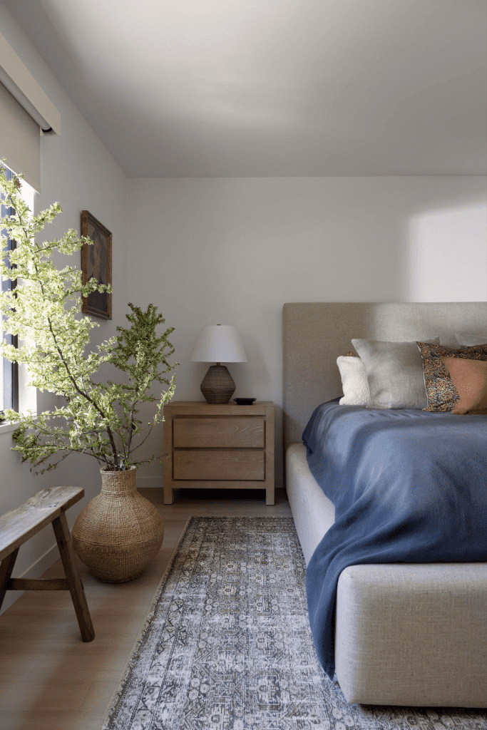 bedroom decor