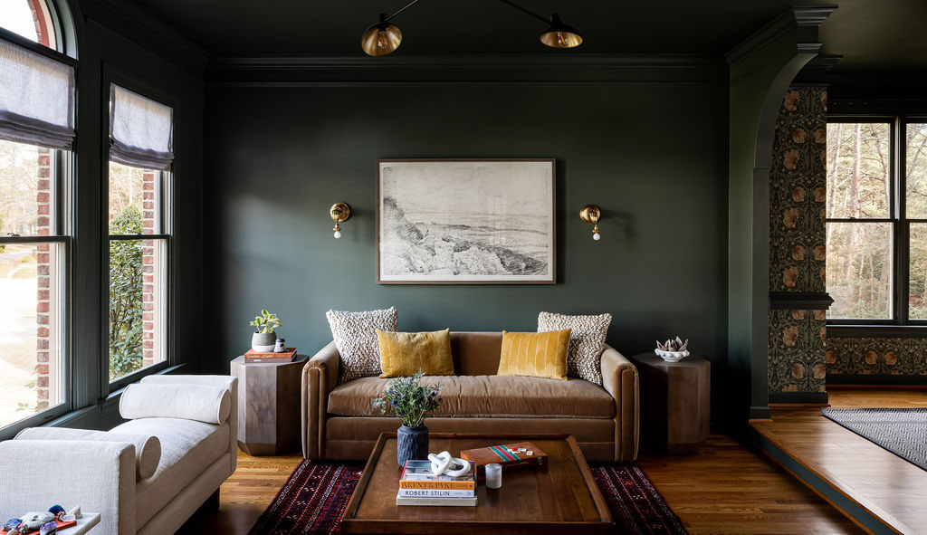 emerald wall living room