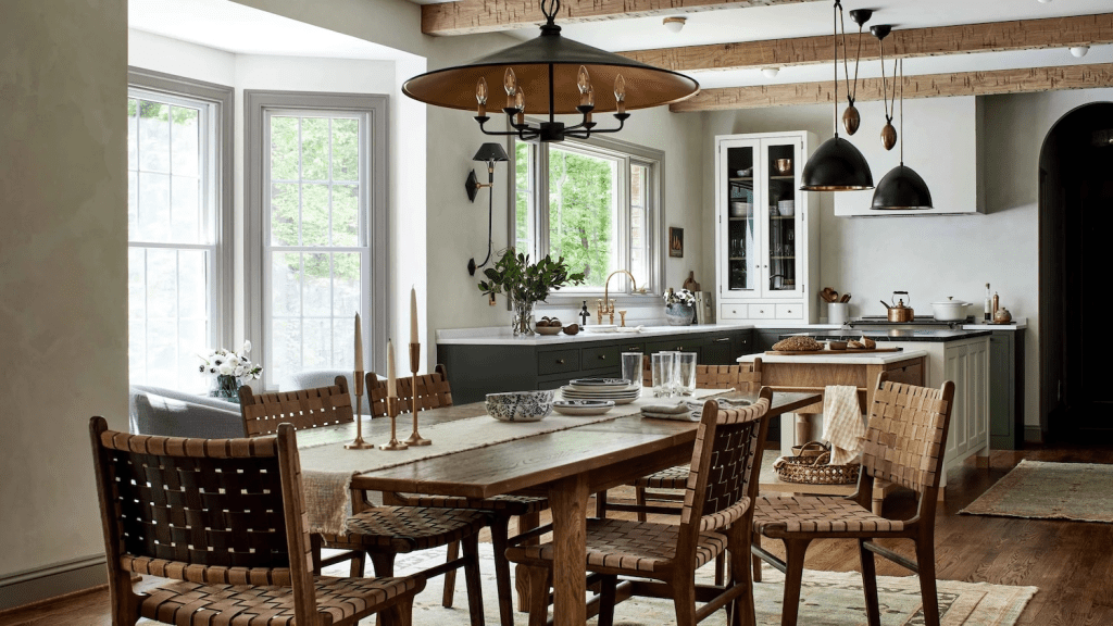 dining table decor