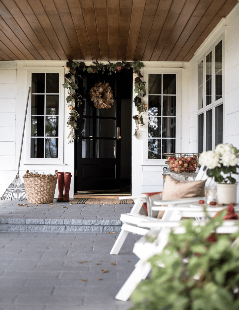 Porch fall decor ideas