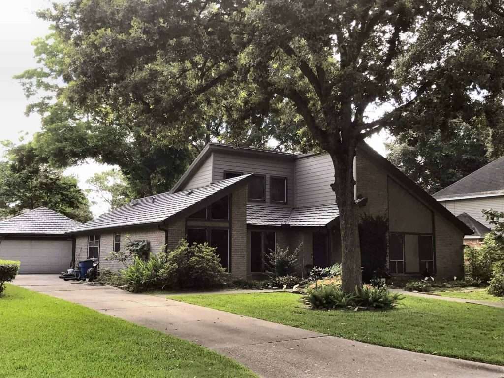 Roofing Materials That Handle Heat and Humidity