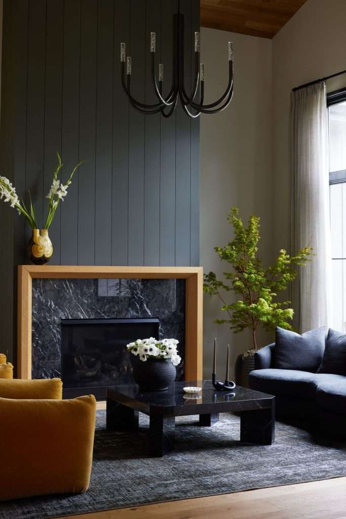 Nature-Forward Corners with Plants and Textures