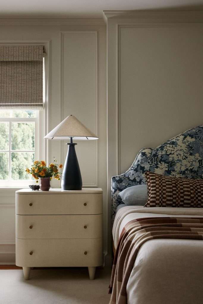 Bedroom Scent, Texture, and Natural Materials That Bring a Calming Vibe