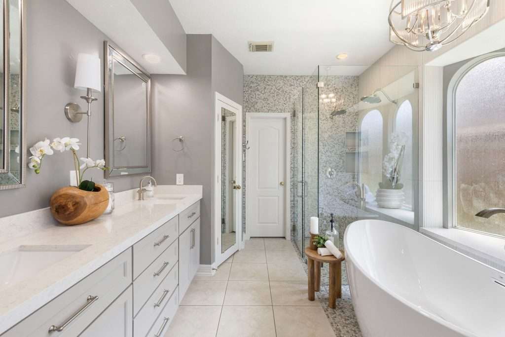 bathroom counter tips without clutter